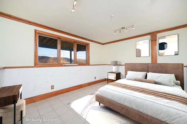 $1,425,000 | 411 Wood Road, Hartford, VT 05059