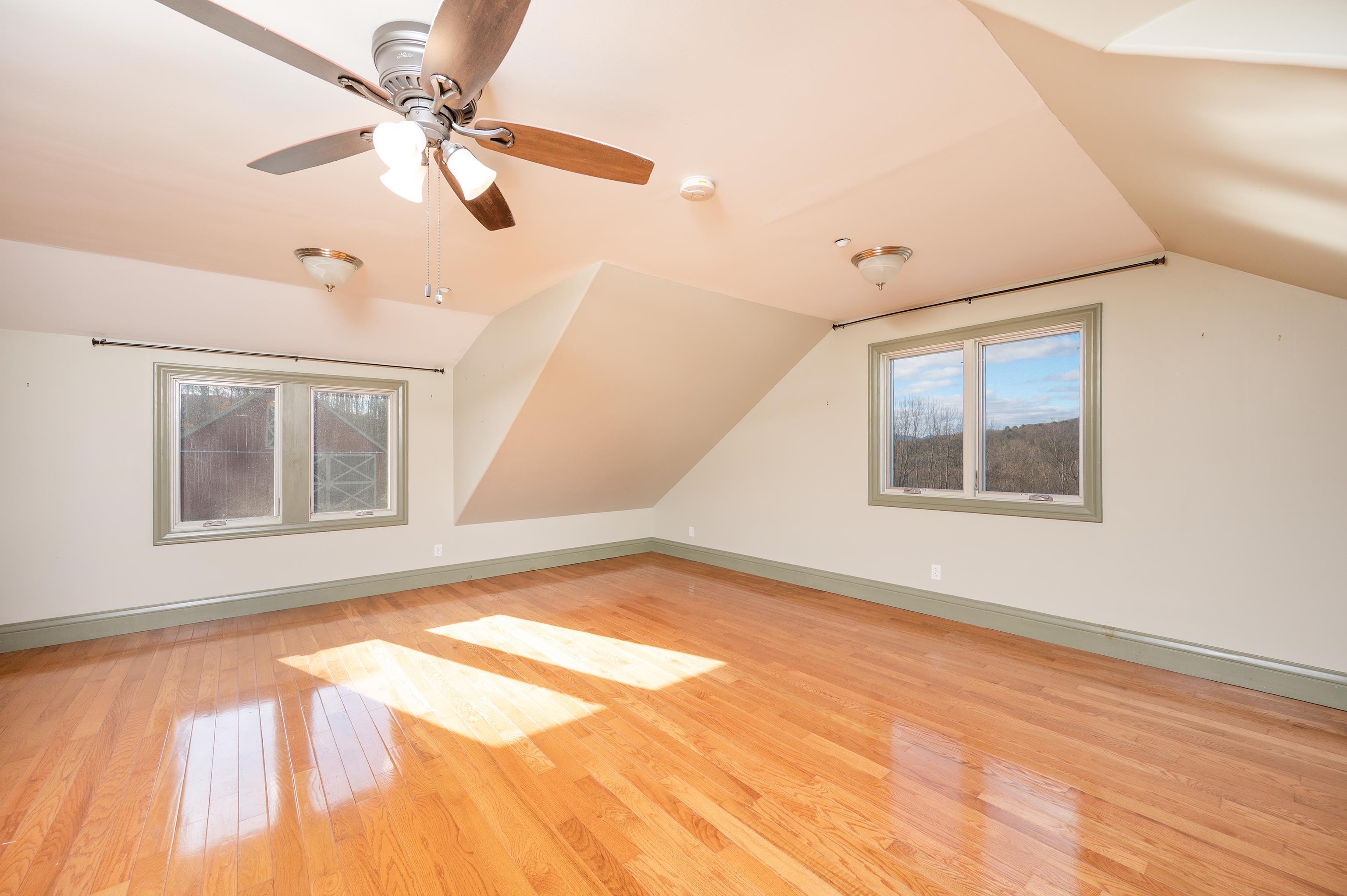 411 Wood Road Hartford, VT 05059 - Photo 48 of 60