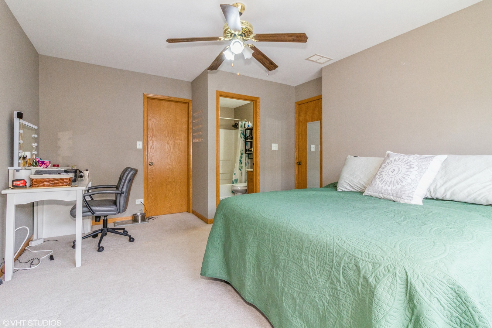 2029 Frantum Road, Unit 2029 Sycamore, IL 60178 - Photo 8 of 18 a bedroom with a bed and a chandelier