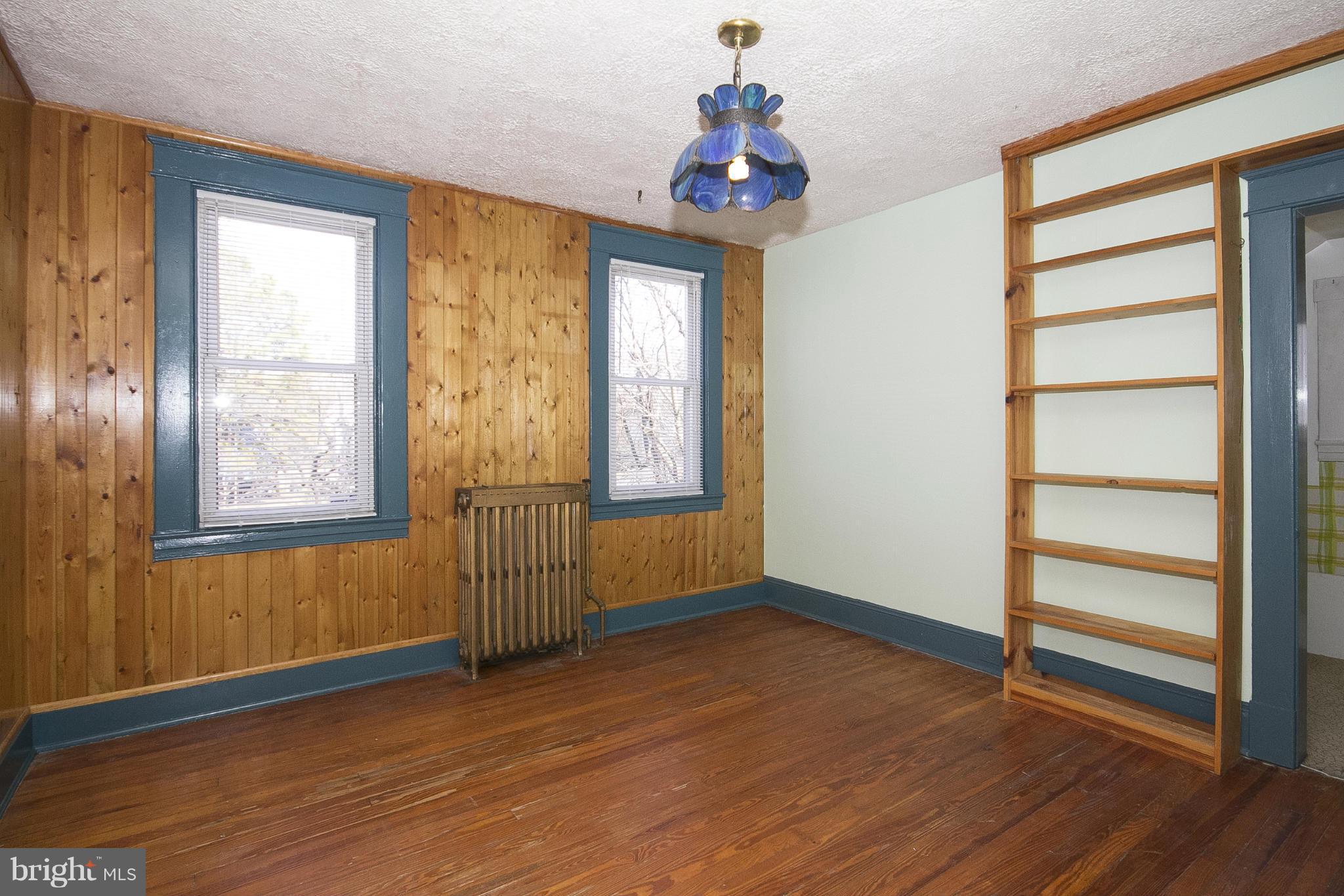 3208 Rueckert Avenue Baltimore, MD 21214 - Photo 11 of 30 Family Room