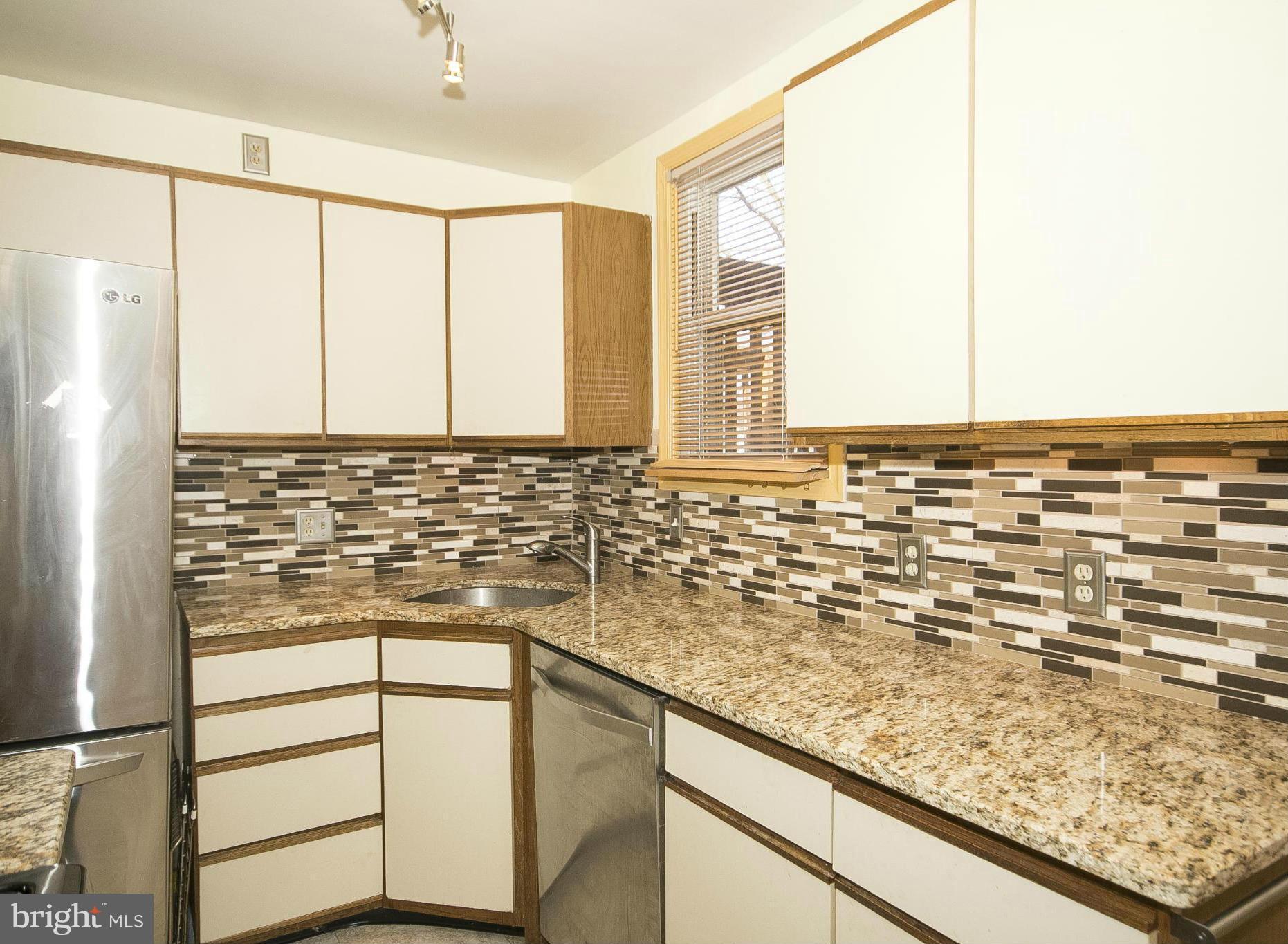 3208 Rueckert Avenue Baltimore, MD 21214 - Photo 13 of 30 Kitchen