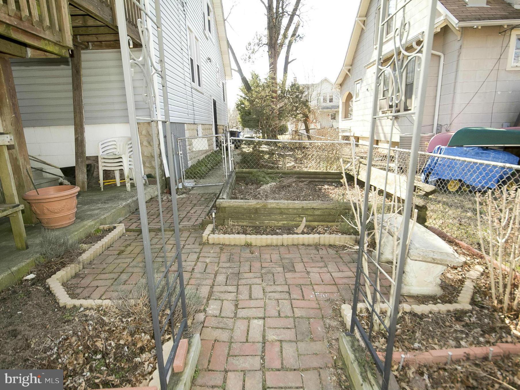 3208 Rueckert Avenue Baltimore, MD 21214 - Photo 29 of 30 Exterior (Rear)