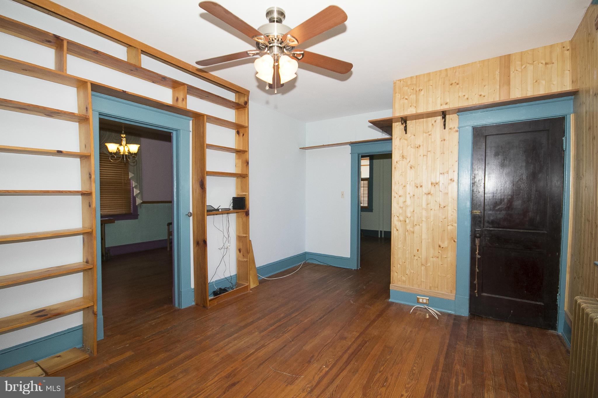 3208 Rueckert Avenue Baltimore, MD 21214 - Photo 10 of 30 Family Room