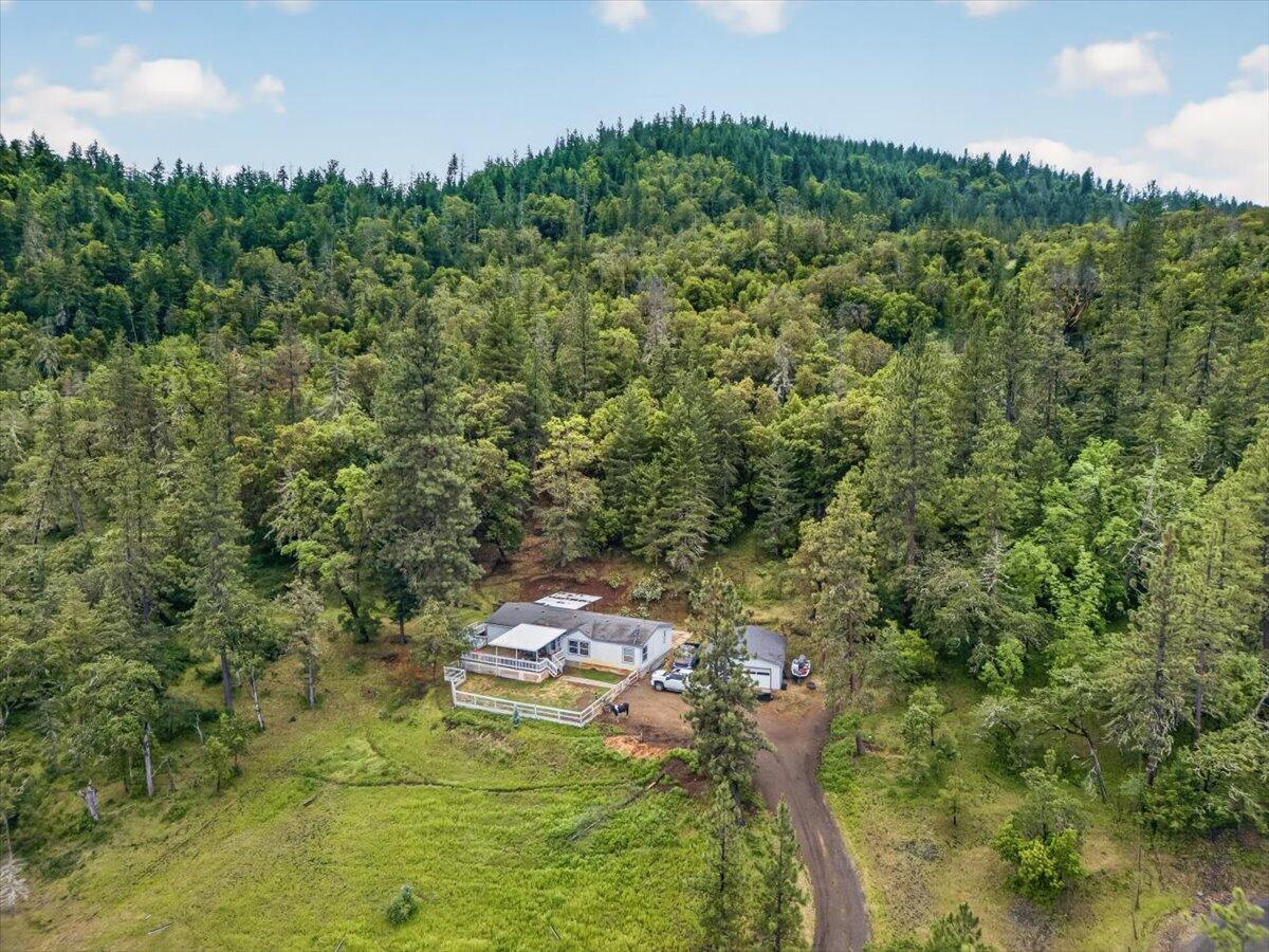 483 Wren Ridge Drive Eagle Point, OR 97524 - Photo 23 of 34 26-26