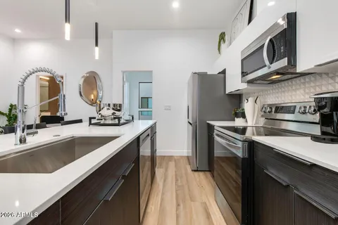 $838,000 | 4220 North 32nd Street, Unit 21, Phoenix, AZ 85016