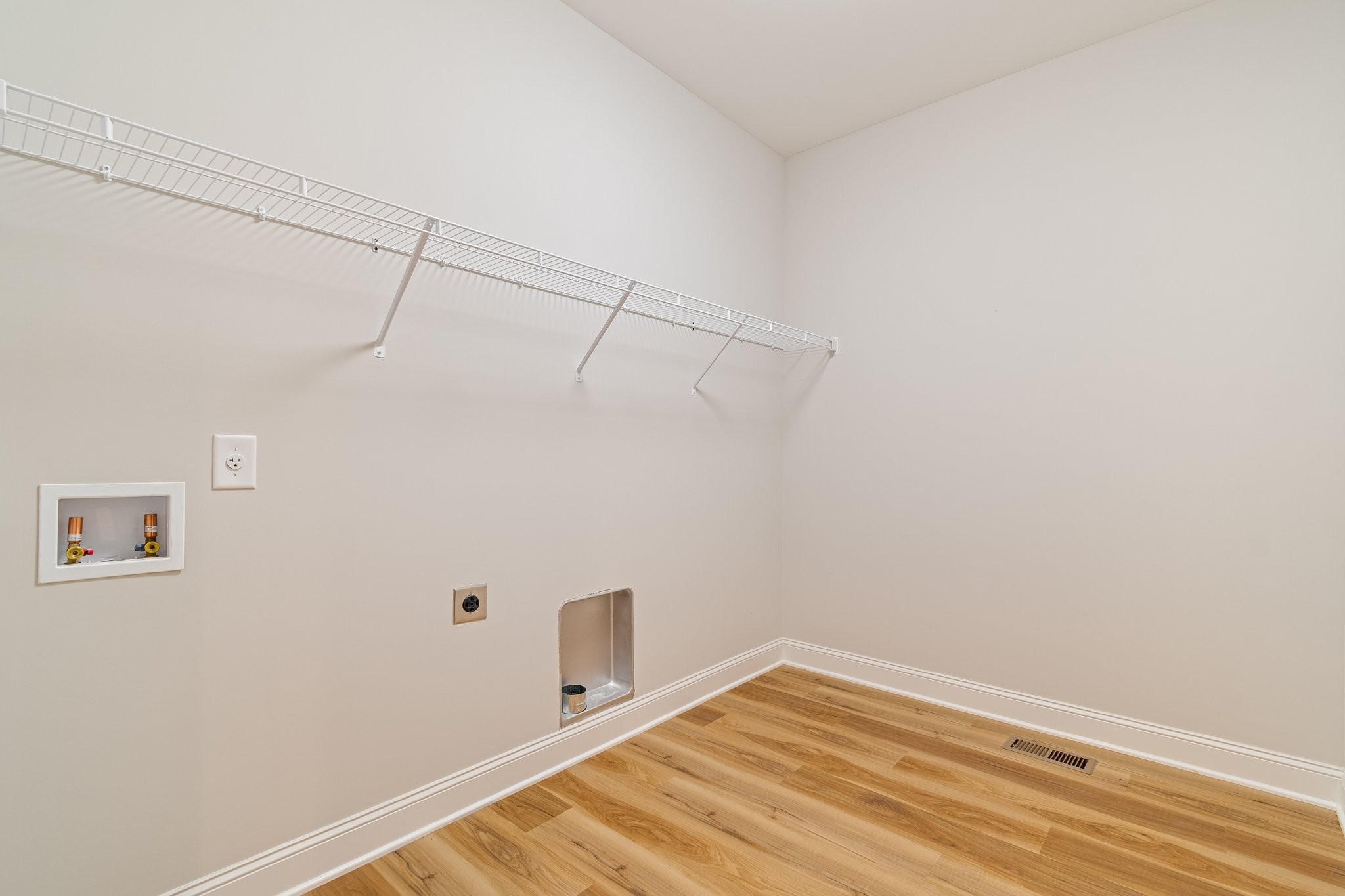 2675 Monte Murrey Road Lewisburg, TN 37091 - Photo 33 of 61 a view of a room with racks on the wall