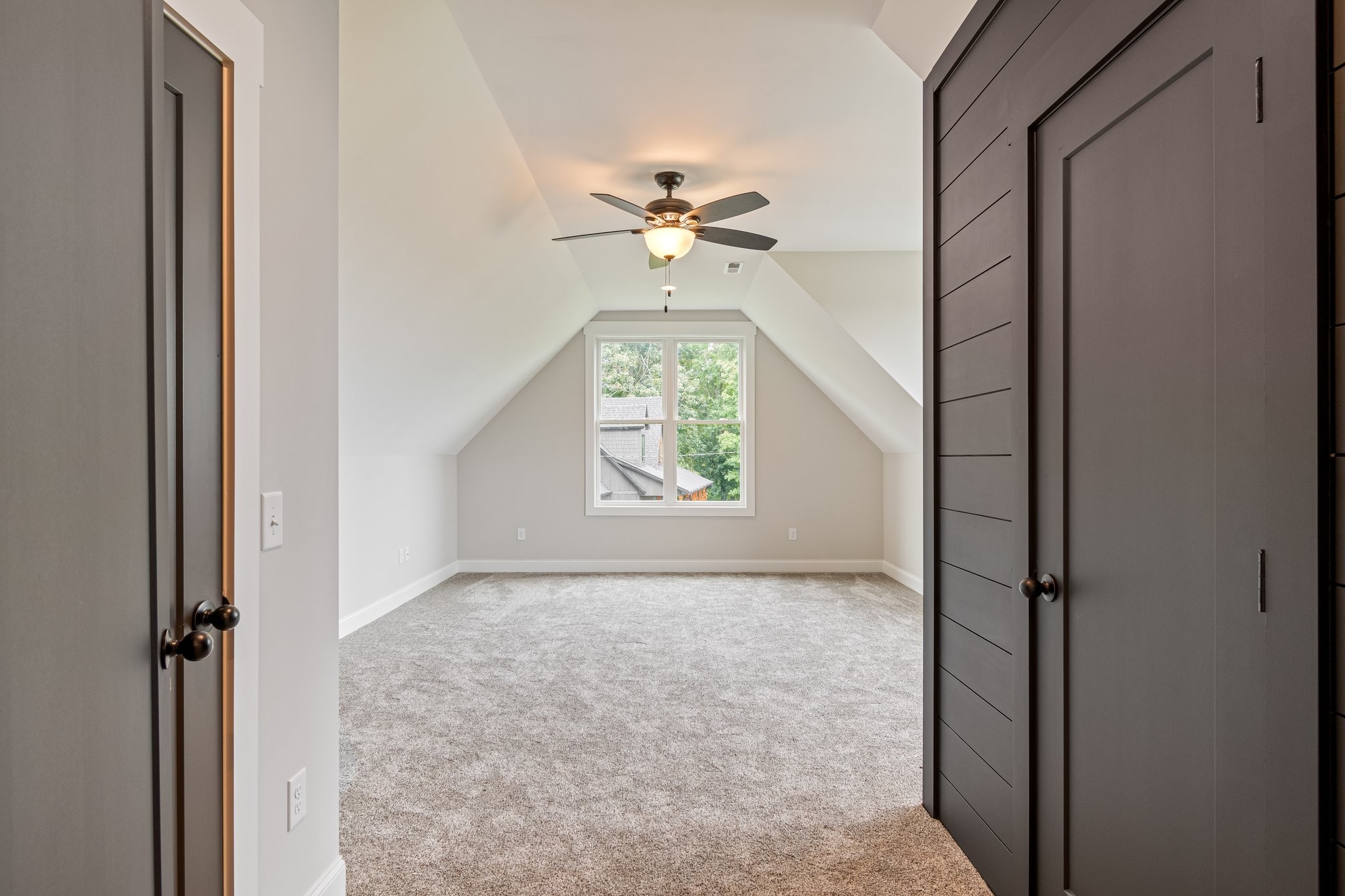 2675 Monte Murrey Road Lewisburg, TN 37091 - Photo 45 of 61 an empty room with windows and ceiling fan