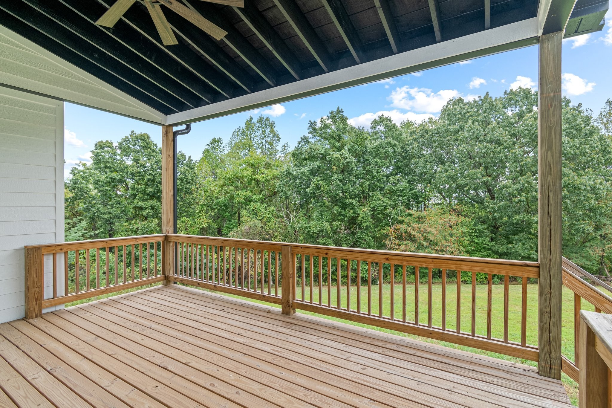 2675 Monte Murrey Road Lewisburg, TN 37091 - Photo 49 of 61 a view of a balcony with wooden floor