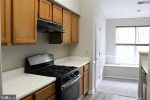 $2,200 | 10998 Koman Circle, Unit 302, Manassas, VA 20109