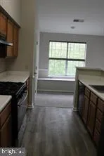 $2,200 | 10998 Koman Circle, Unit 302, Manassas, VA 20109