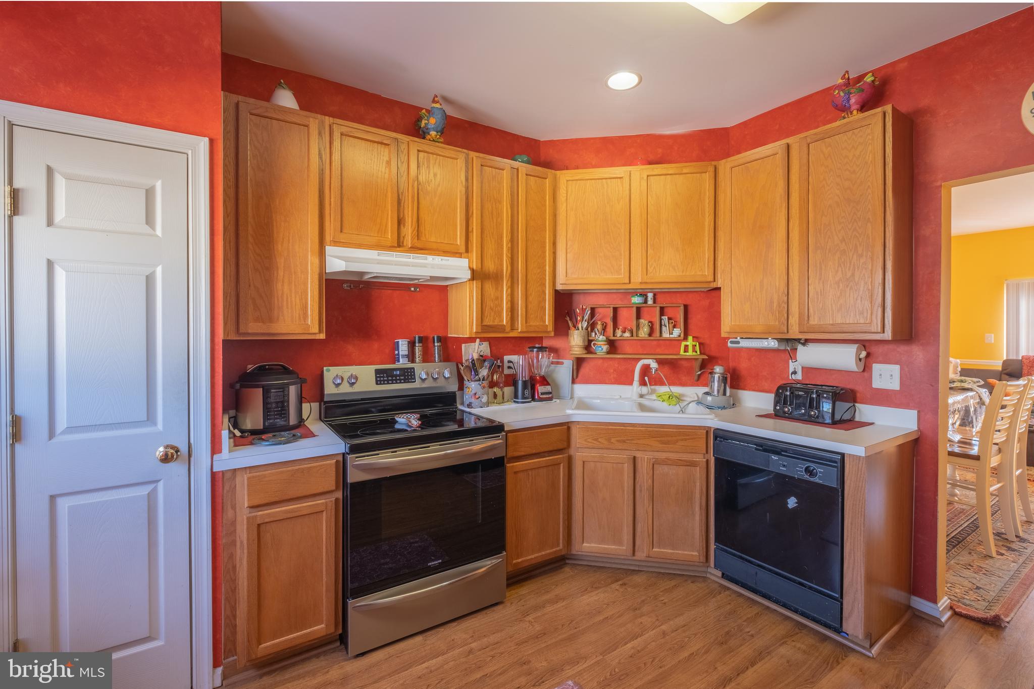 8334 Green Grass Road Laurel, MD 20724 - Photo 5 of 22 Gallery Image 5
