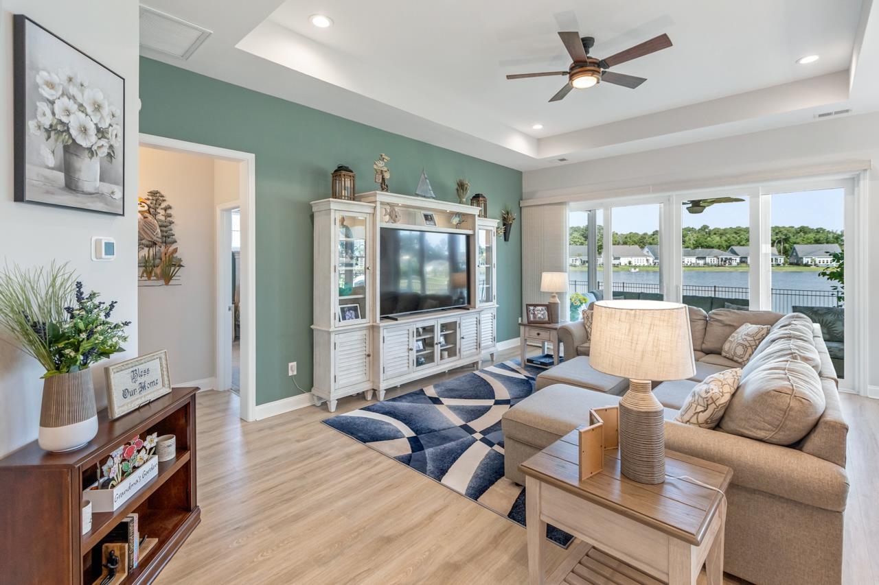 519 Bumble Circle Murrells Inlet, SC 29576 - Photo 8 of 59