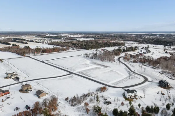 $615,025 | 512 X 389th Trail, North Branch, MN 55056