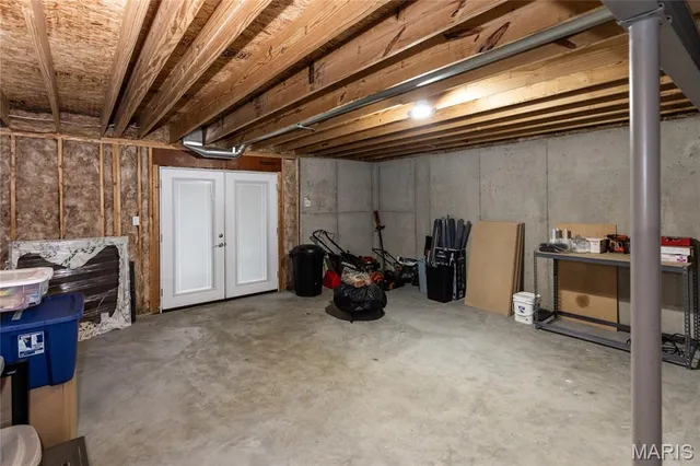 $375,000 | 8039 Pinetop Drive, St. Louis, MO 63129