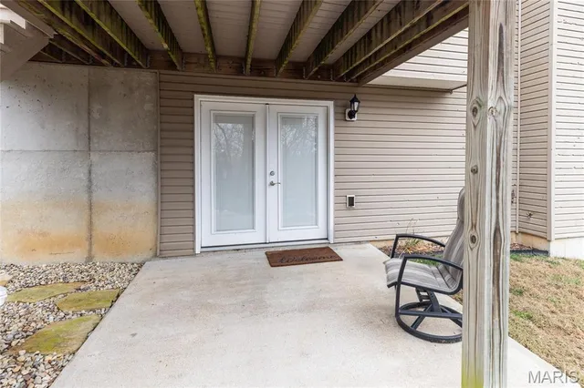 $375,000 | 8039 Pinetop Drive, St. Louis, MO 63129