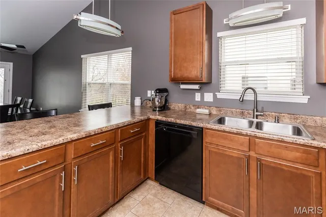 $375,000 | 8039 Pinetop Drive, St. Louis, MO 63129