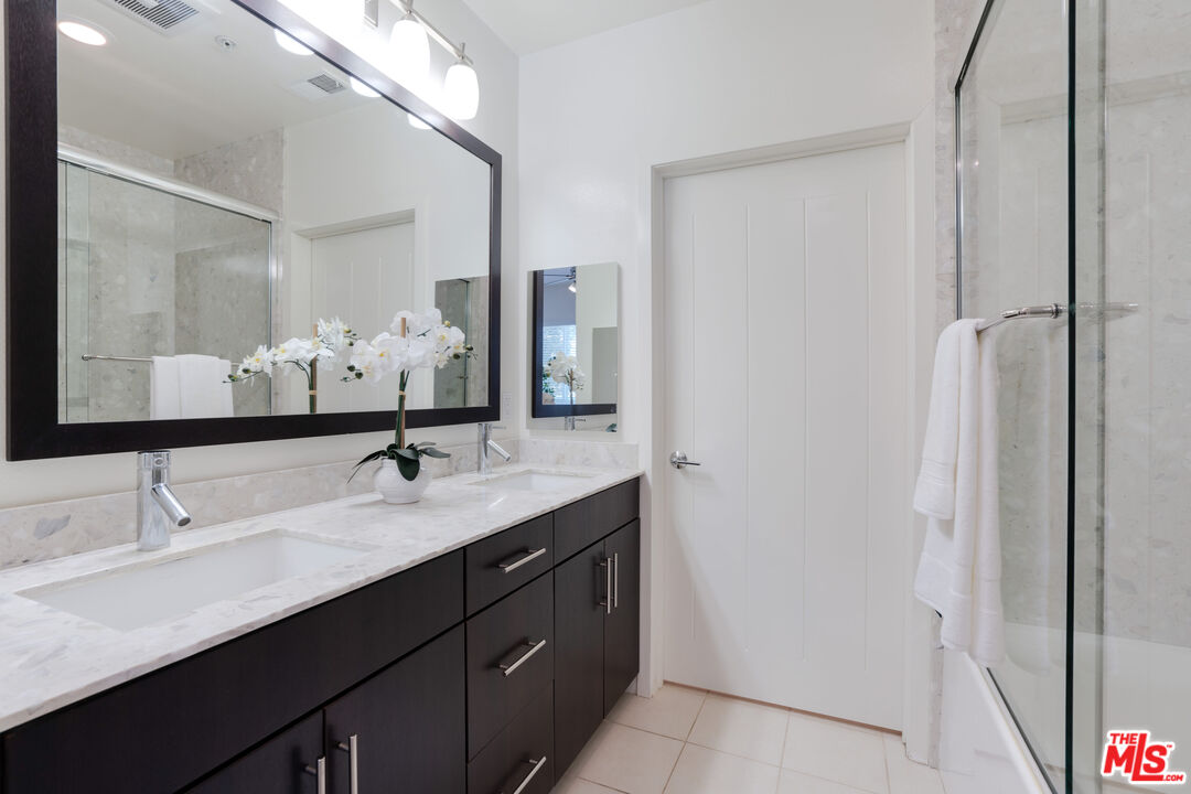 12920 West Runway Road, Unit 161 Playa Vista, CA 90094 - Photo 15 of 35