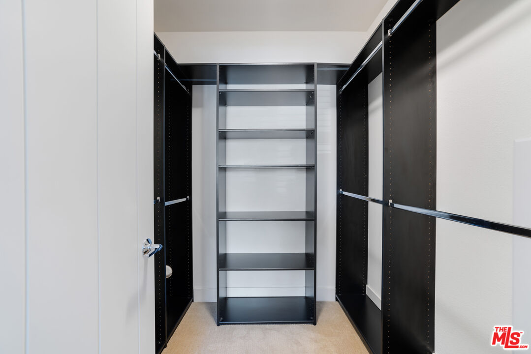 12920 West Runway Road, Unit 161 Playa Vista, CA 90094 - Photo 17 of 35