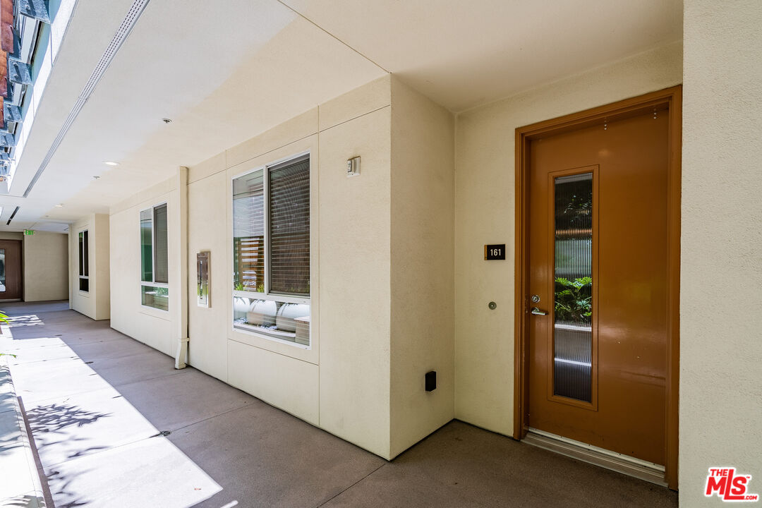 12920 West Runway Road, Unit 161 Playa Vista, CA 90094 - Photo 22 of 35