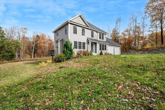 a house view with a outdoor space