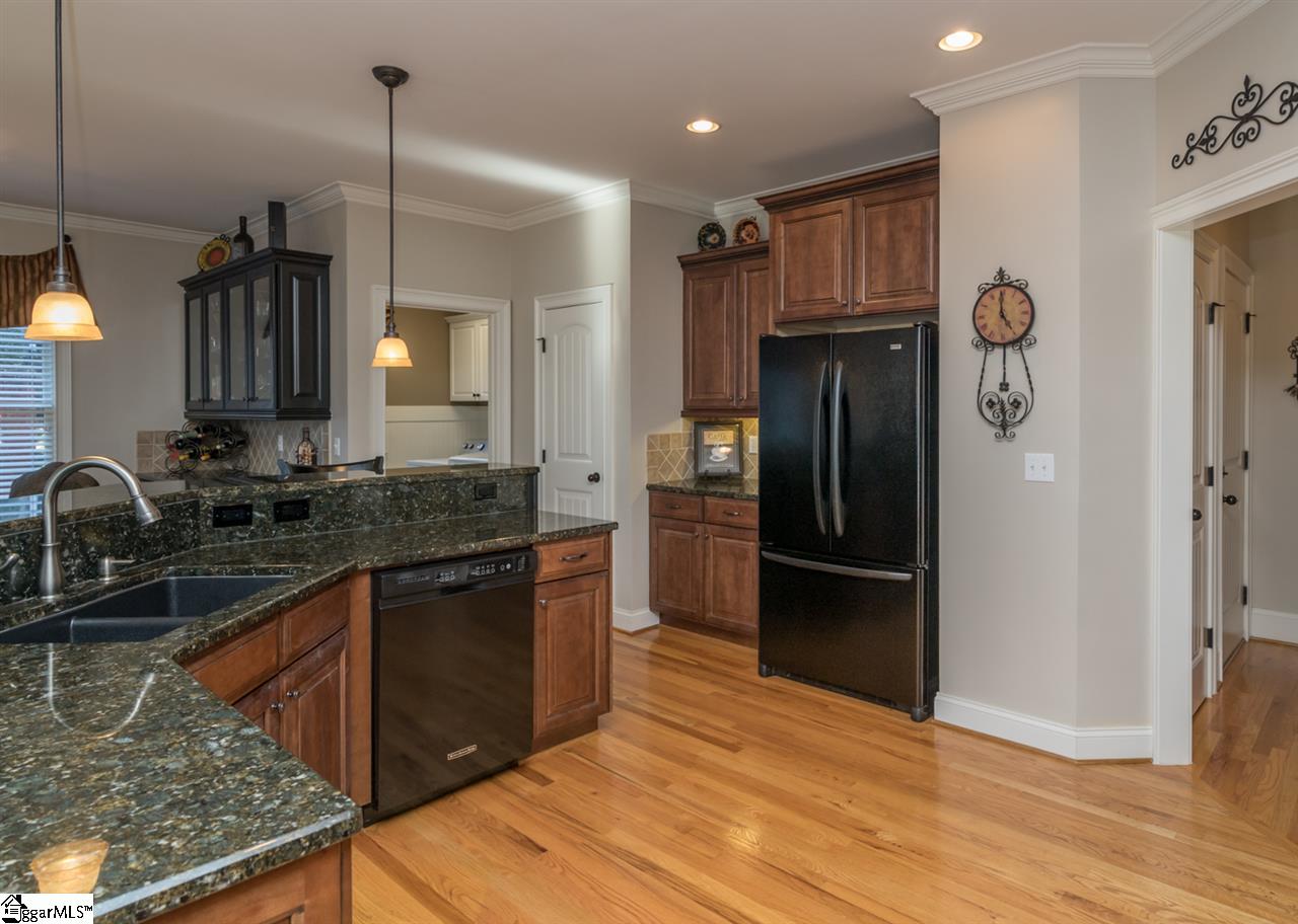 216 Riverstone Way Greer, SC 29651 - Photo 13 of 36 Gallery Image 13