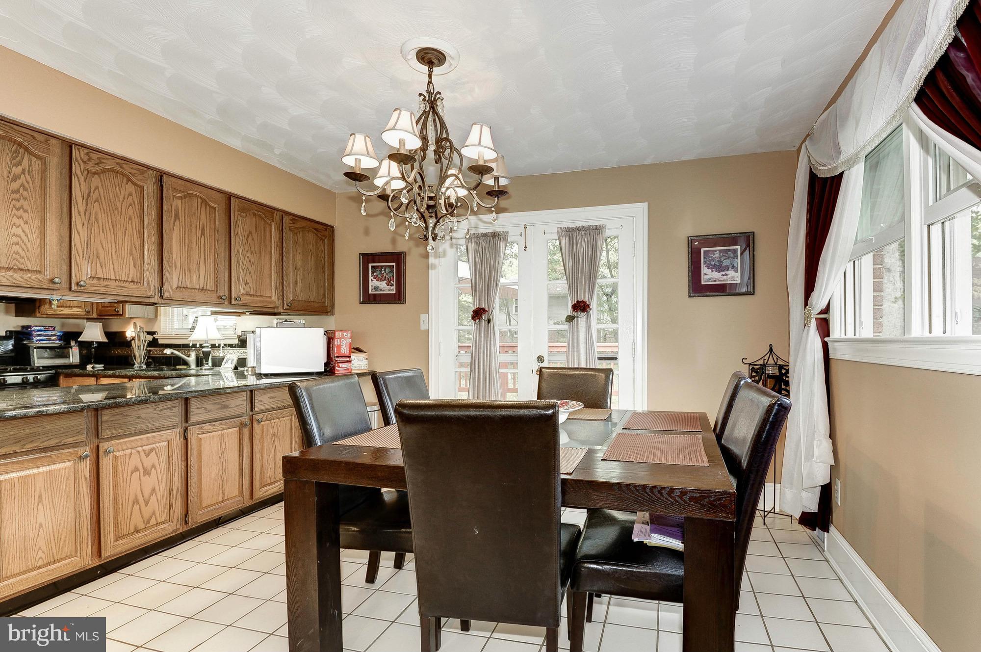 7606 Hogarth Street Springfield, VA 22151 - Photo 15 of 30 Dining Room