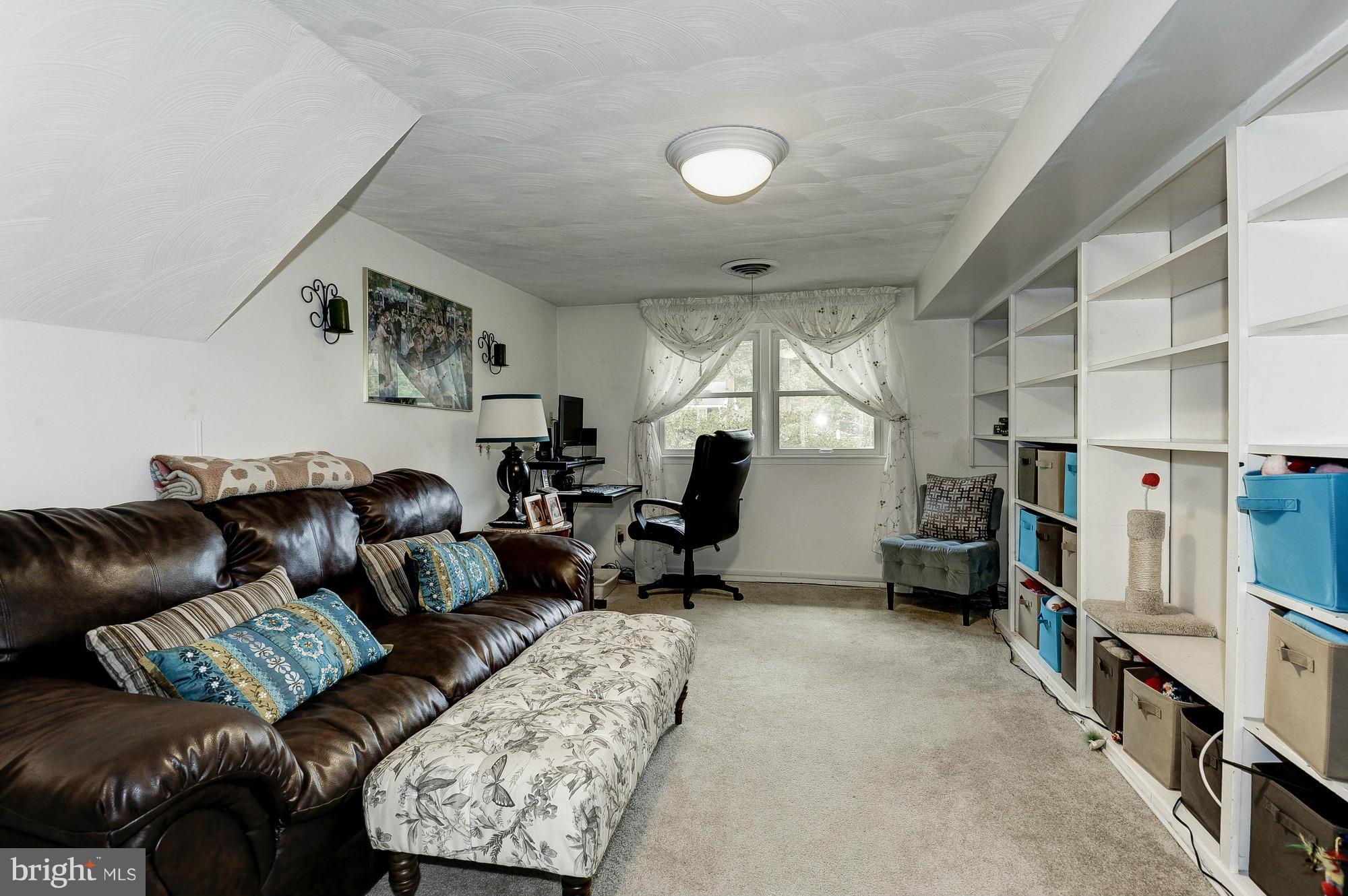 7606 Hogarth Street Springfield, VA 22151 - Photo 21 of 30 Interior (General)