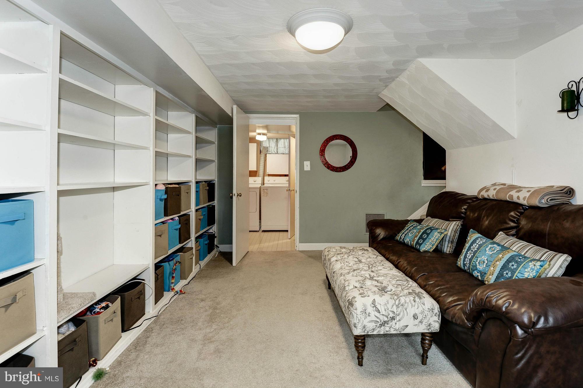 7606 Hogarth Street Springfield, VA 22151 - Photo 22 of 30 Interior (General)