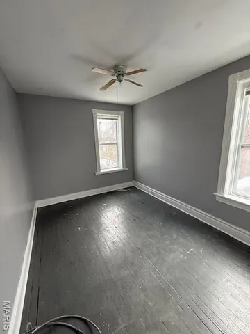 $195,000 | 3230 Nebraska Avenue, St. Louis, MO 63118