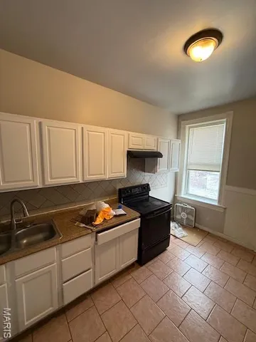 $195,000 | 3230 Nebraska Avenue, St. Louis, MO 63118