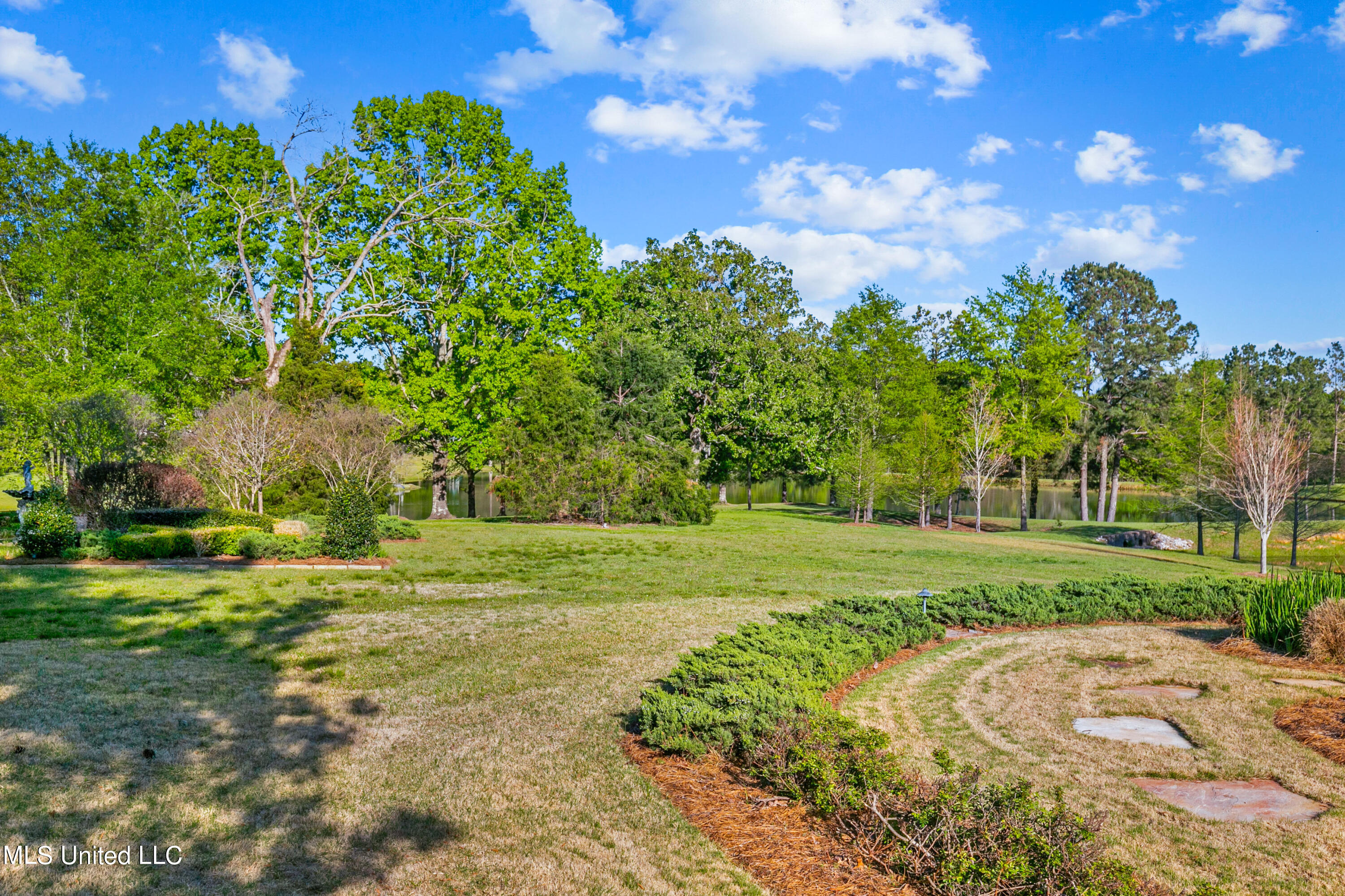 304 Lake Castle Road Ridgeland, MS 39157 - Photo 62 of 68 304 Lake Castle-19
