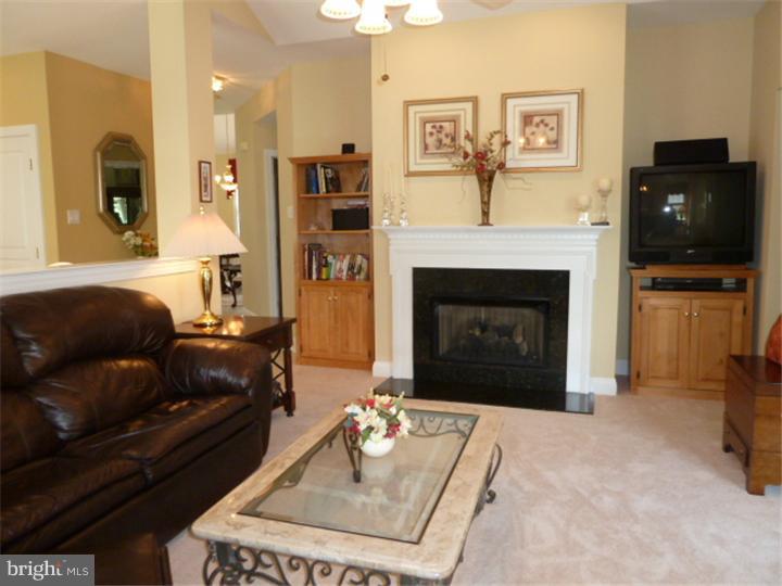 41 Bluebonnet Road Langhorne, PA 19047 - Photo 8 of 25 Family Room