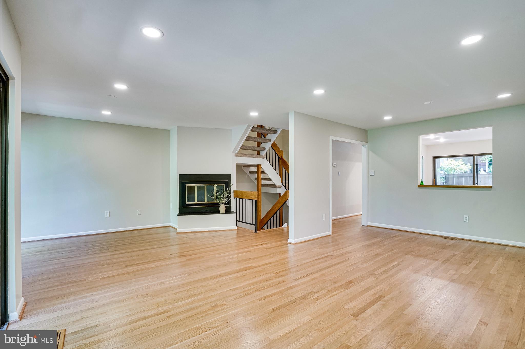 11624 Newbridge Court Reston, VA 20191 - Photo 18 of 60