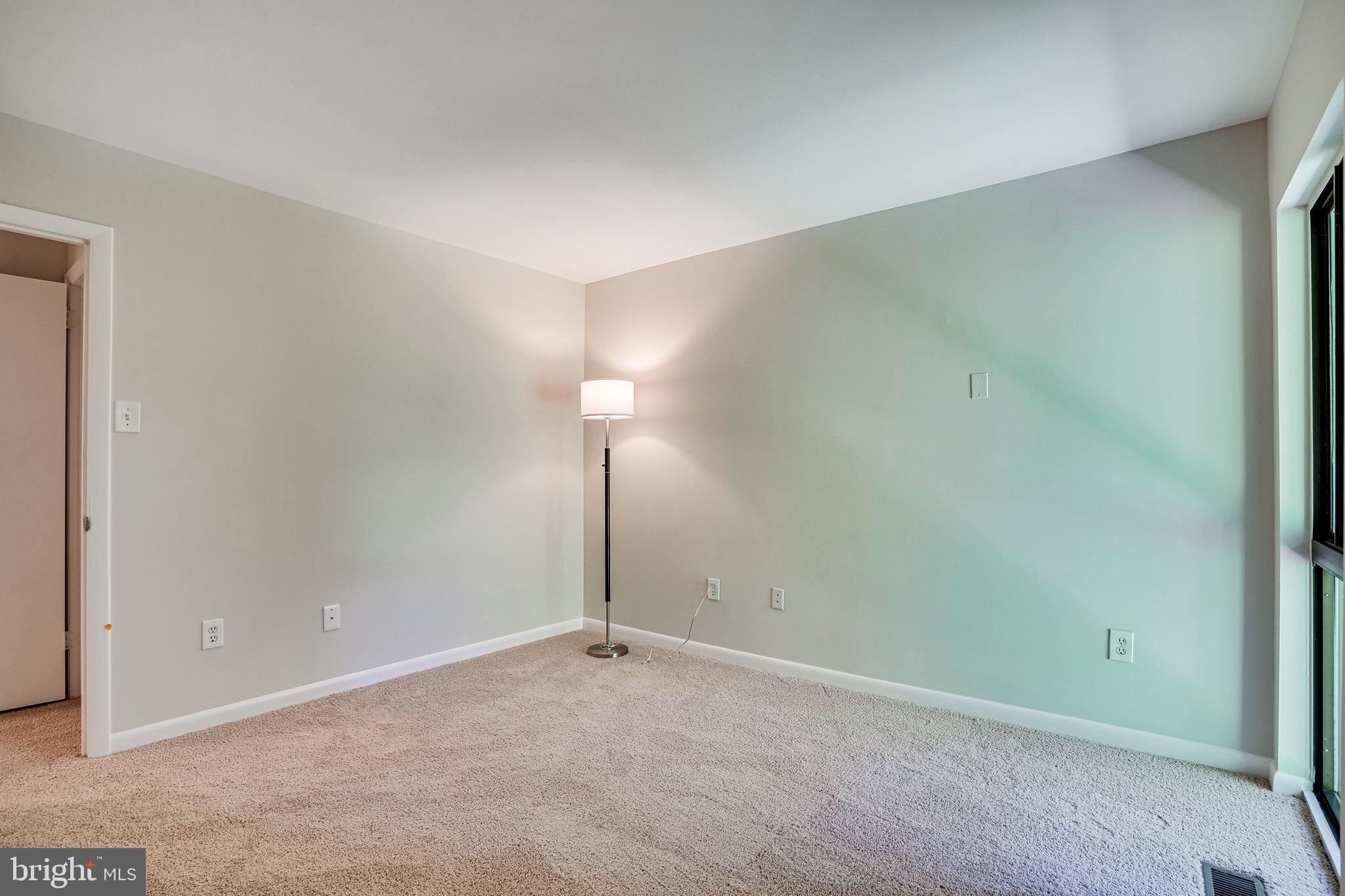 11624 Newbridge Court Reston, VA 20191 - Photo 36 of 60