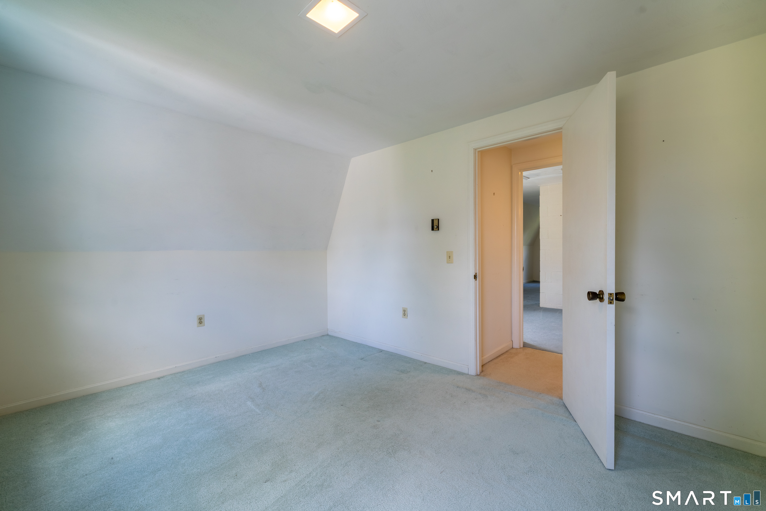 5 Eldridge Street Groton, CT 06355 - Photo 19 of 34