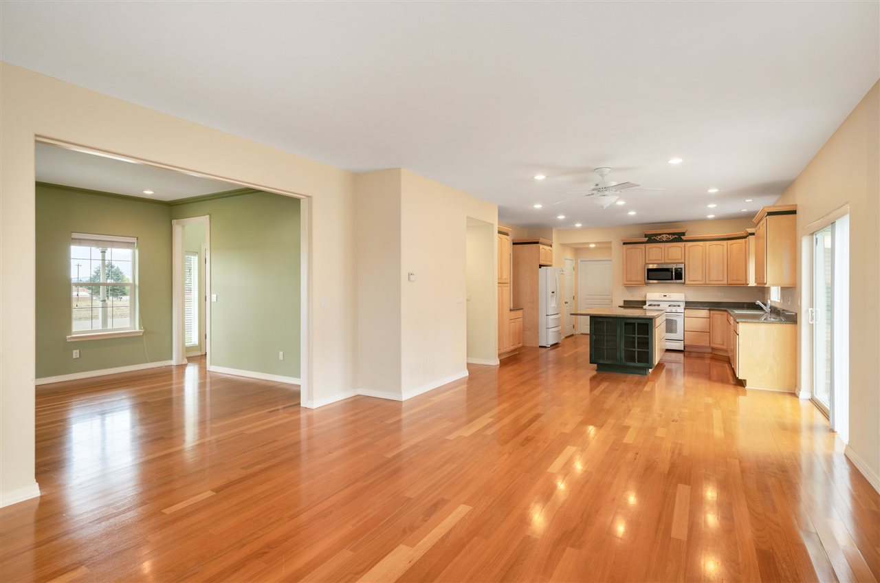 6321 North Jensen Road Spokane, WA 99217 - Photo 4 of 20