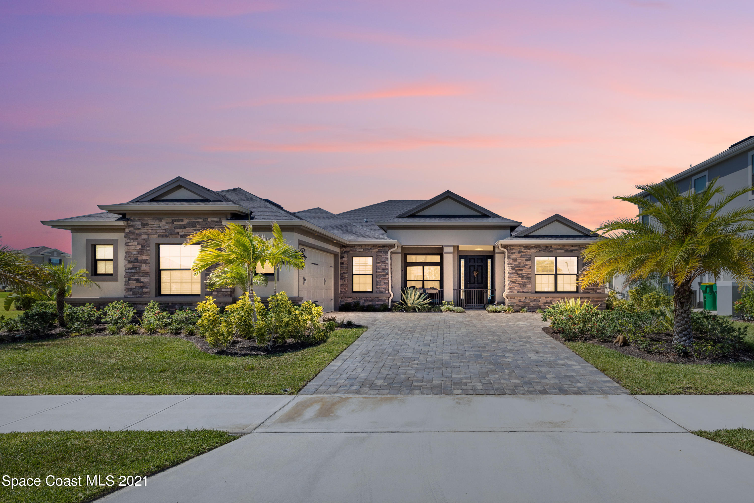 4F7D629B-D007-4D0E-92C8-B2B5C2579468