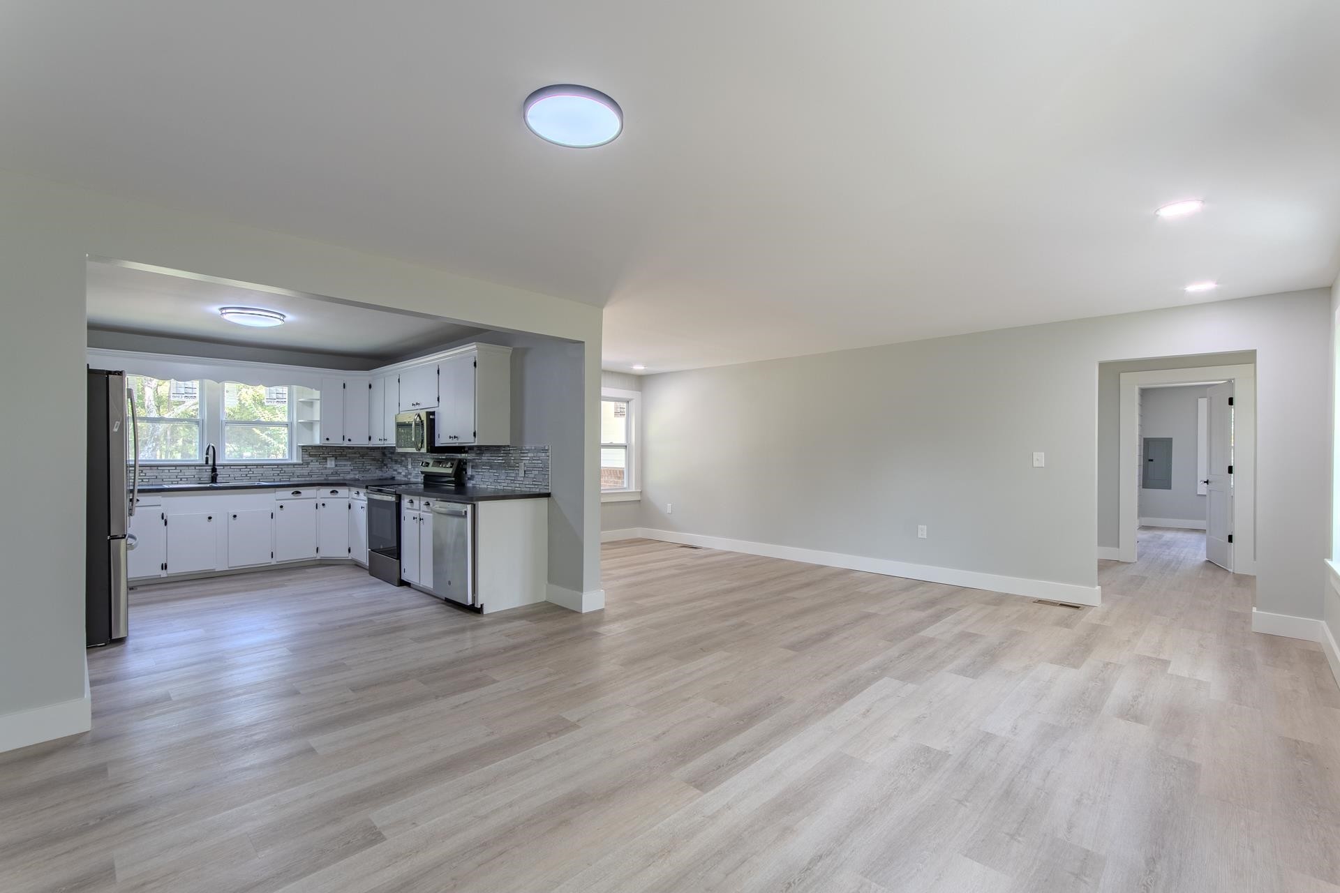 6800 Glendale Road Morris Chapel, TN 38361 - Photo 5 of 36 a view of kitchen with wooden floor