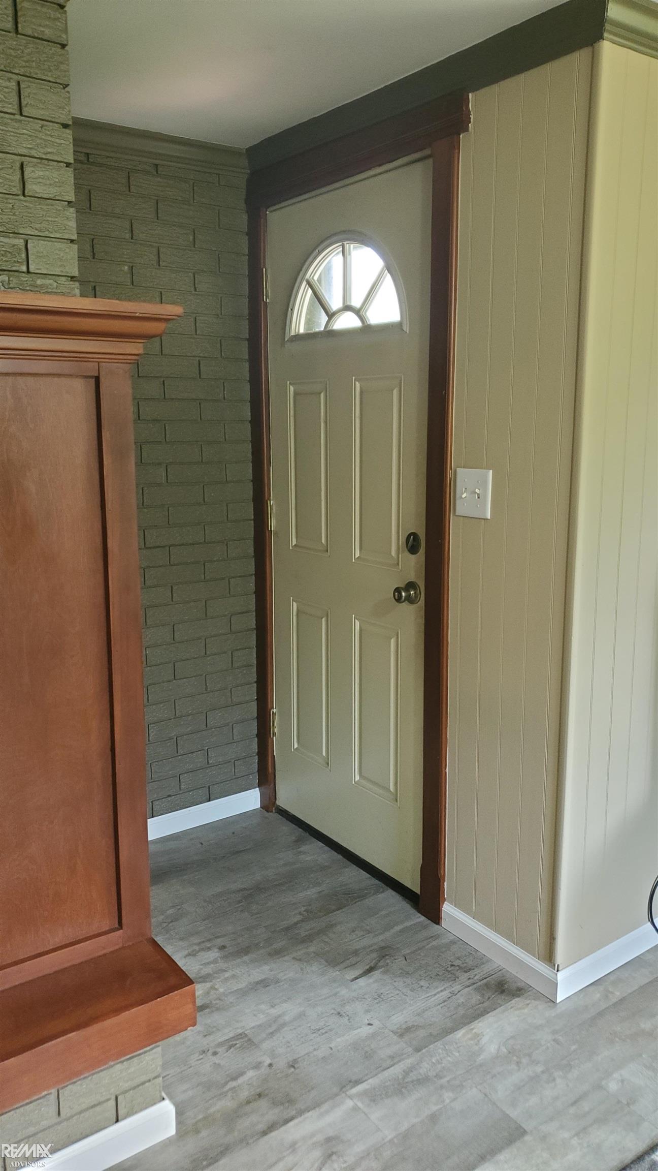 4450 Wall Road Port Huron, MI 48060 - Photo 4 of 45 50091315-3.JPG
