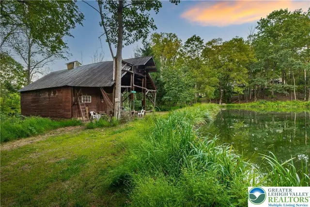 $875,000 | 1578 Hafler Road, Bethlehem, PA 18015