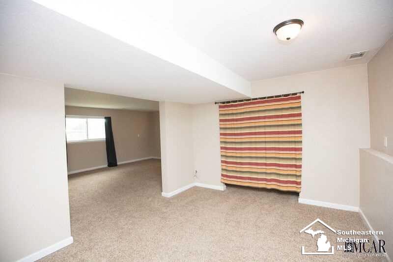 10315 Secor Road Temperance, MI 48182 - Photo 15 of 25