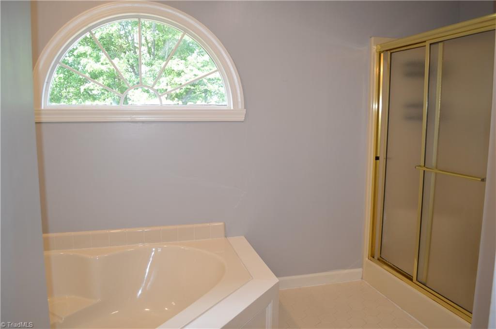 1613 Slane Road Clemmons, NC 27012 - Photo 14 of 20