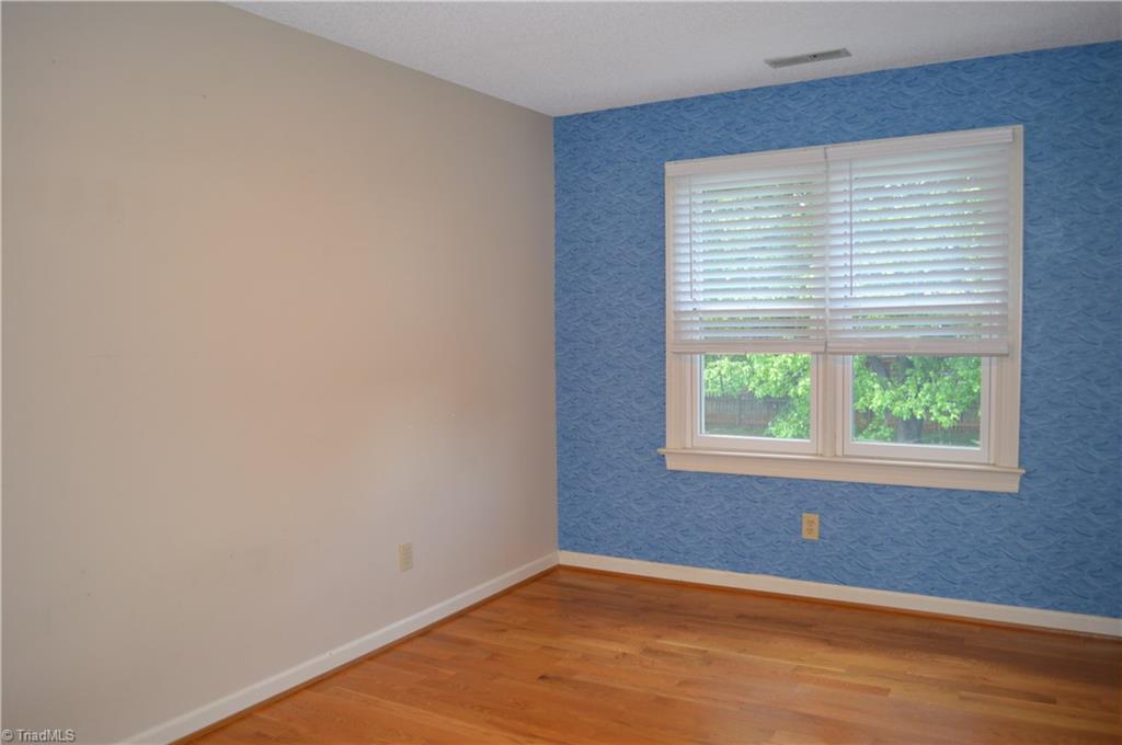 1613 Slane Road Clemmons, NC 27012 - Photo 15 of 20