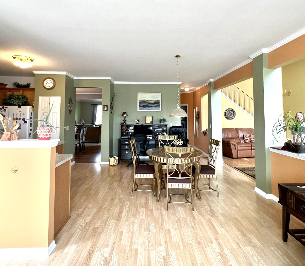 1800 Fulton Lane Sycamore, IL 60178 - Photo 18 of 48 a dining room with furniture and wooden floor