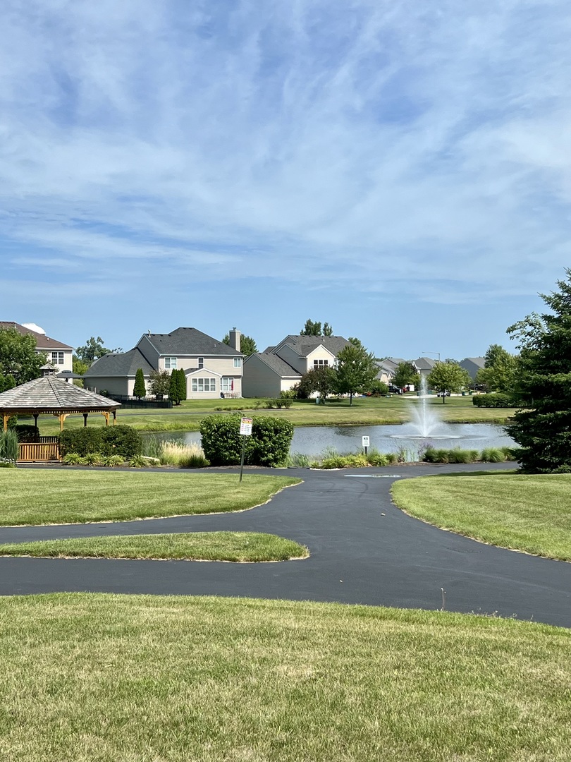 1800 Fulton Lane Sycamore, IL 60178 - Photo 44 of 48 a view of a swimming pool and a yard