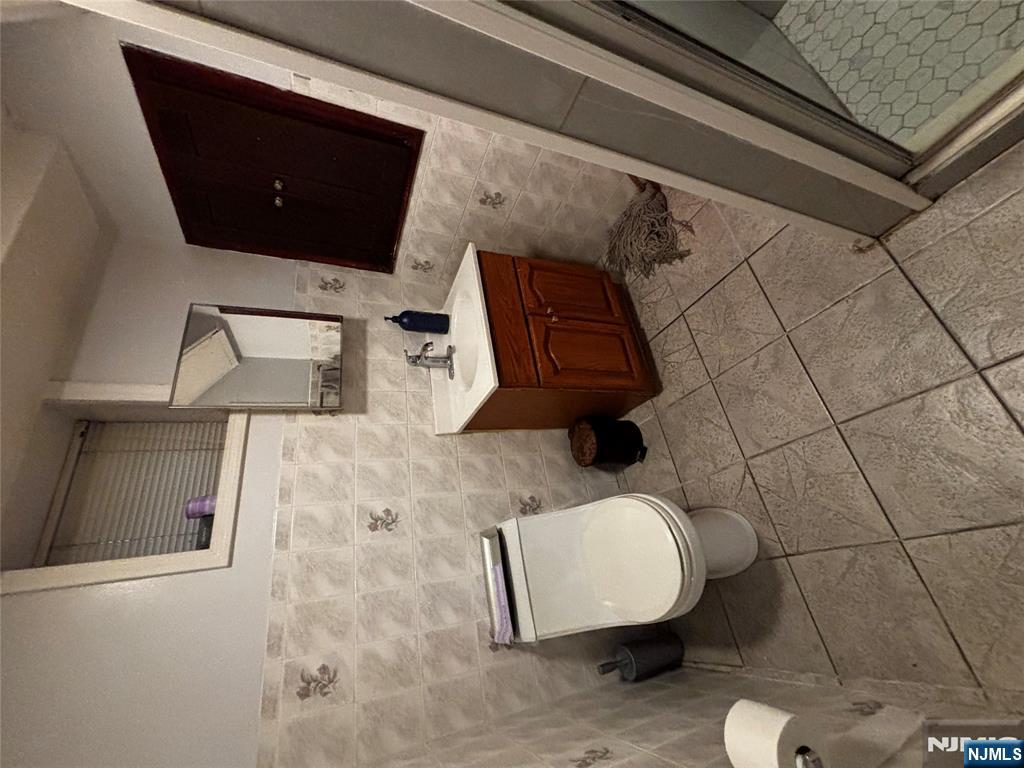 552 Market Street Paterson, NJ 07513 - Photo 15 of 18