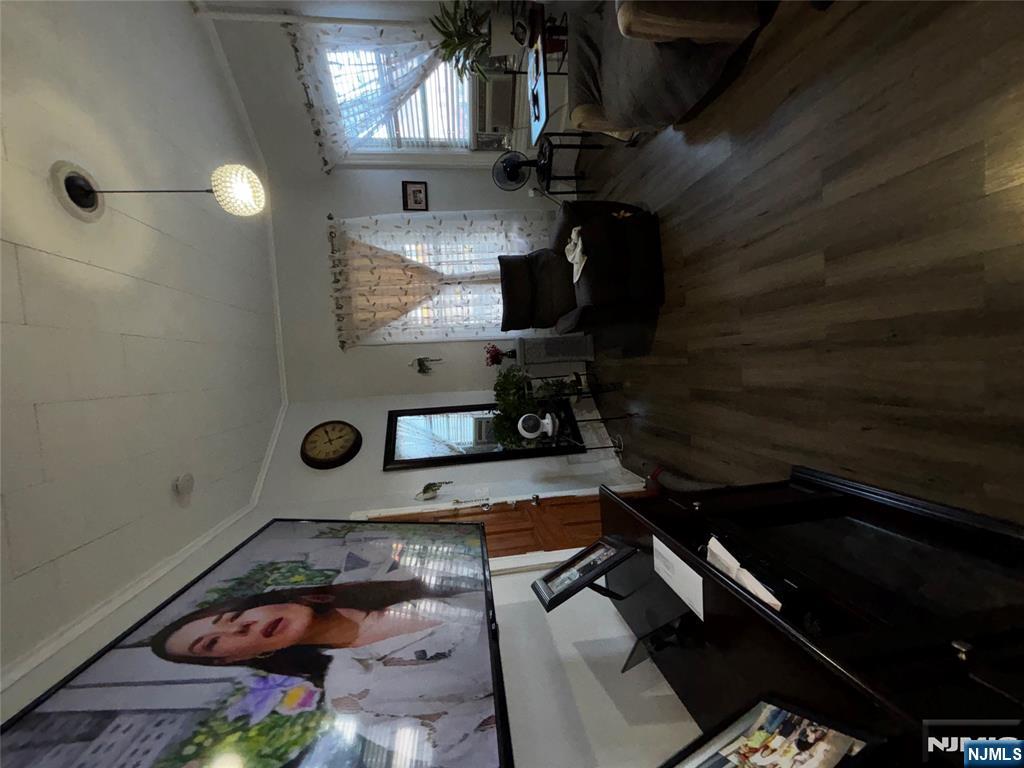 552 Market Street Paterson, NJ 07513 - Photo 3 of 18