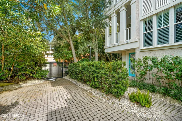 $1,399,000 | 50 Beach Cottage Lane, Atlantic Beach, FL 32233