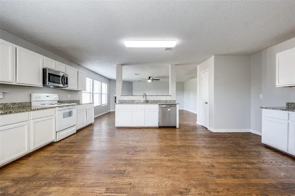 $2,695 | 8901 Harvest Moon Trail, Denton, TX 76210