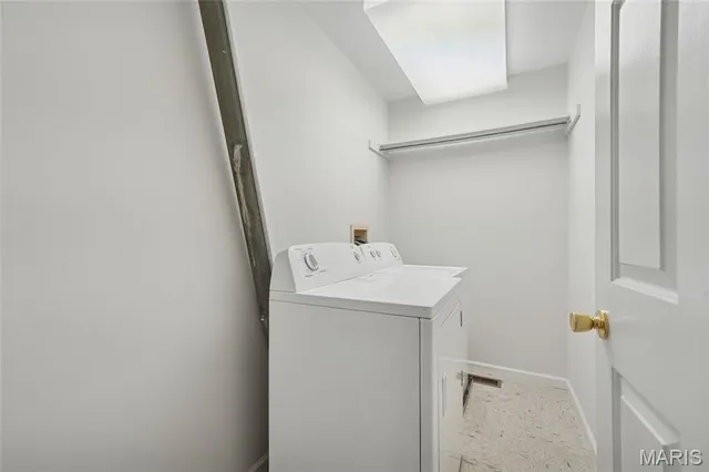 $359,000 | 4454 Lindell Boulevard, Unit 32, St. Louis, MO 63108